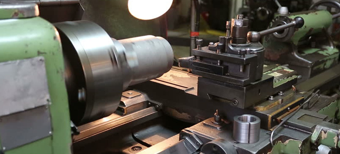 <h2>PRODUK CV. YES</h2><p>memproduksi barang atau Spare Part untuk keperluan industri antara lain Roda Trafo, Nozle Boiler, Sprocket, Roda Gigi, Grill, Manhole, lampu jalan, lampu taman dan lain lain.<p>